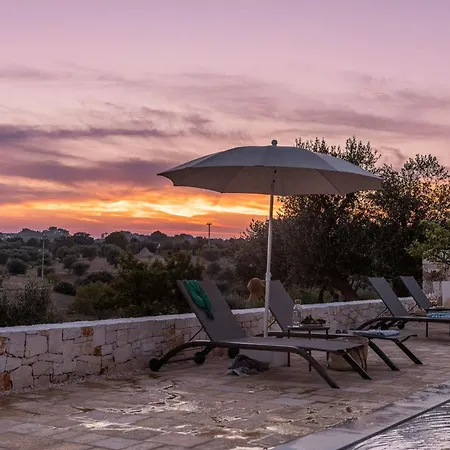 Historic Trullo In Puglia Holiday home
