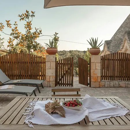 Historic Trullo In Puglia * Ostuni