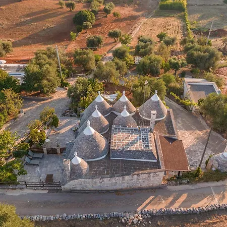 Historic Trullo In Puglia Ostuni